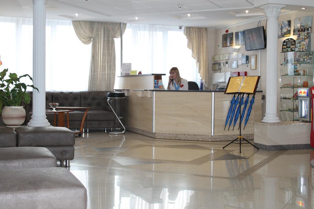 Paradise Hotel Gomel Eksteriør billede