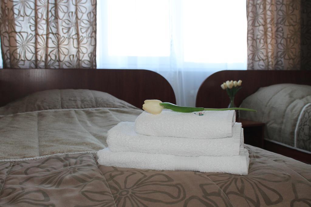 Paradise Hotel Gomel Eksteriør billede